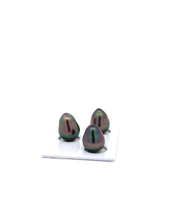 9mm+ gem  grade Tahitian Black Pearl, French Polynesia  