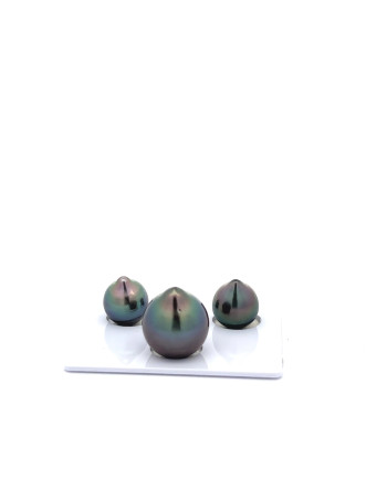 9mm+ fine  grade Tahitian Black Pearl, French Polynesia  
