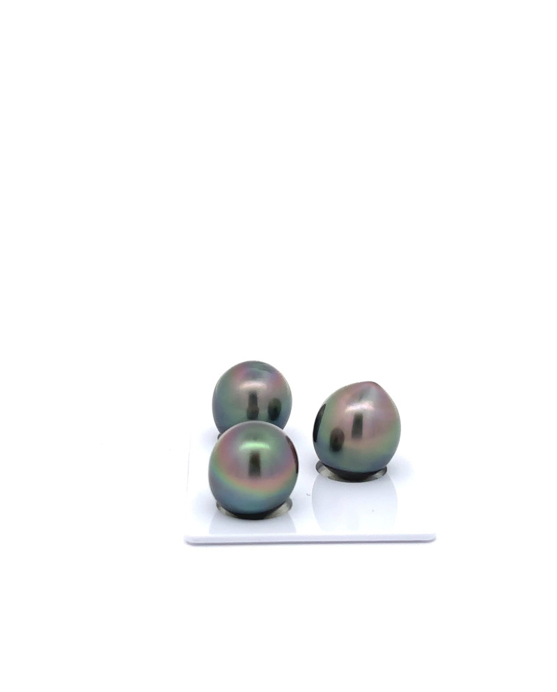 9mm+ gem  grade Tahitian Black Pearl, French Polynesia  