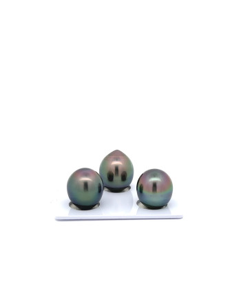 9mm+ gem  grade Tahitian Black Pearl, French Polynesia  