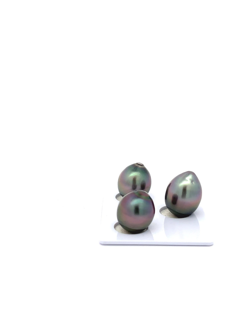 9mm+ jewel  grade Tahitian Black Pearl, French Polynesia  