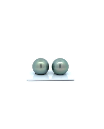 15mm+ jewel  grade Tahitian Black Pearl, French Polynesia  