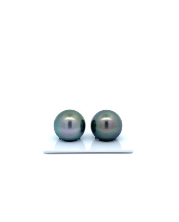 15mm+ fine  grade Tahitian Black Pearl, French Polynesia  