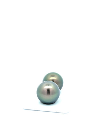 15mm+ jewel  grade Tahitian Black Pearl, French Polynesia  
