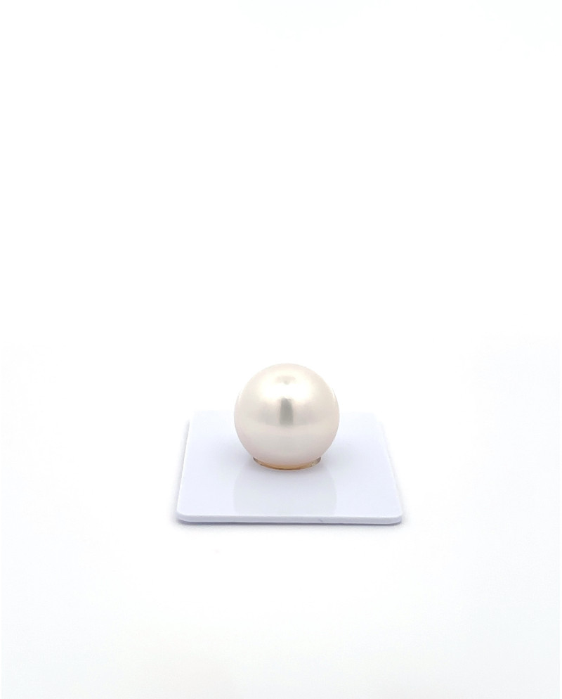 15mm+ gem  grade South Sea Pearl, Australia