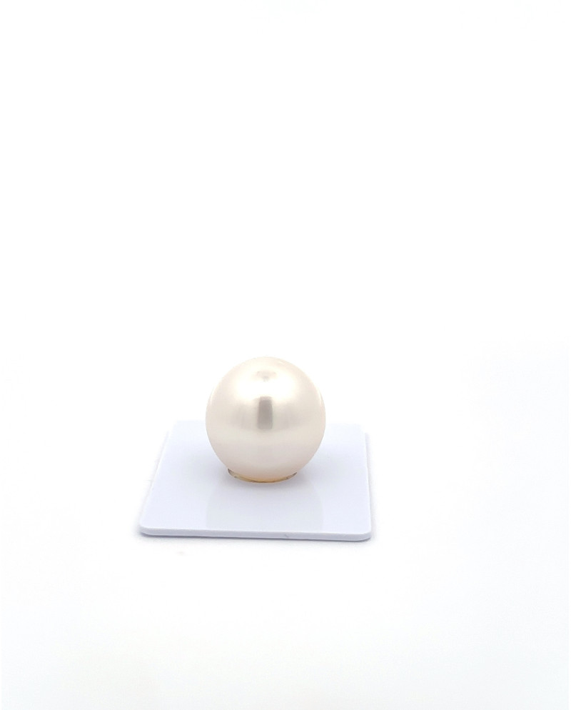 15mm+ fine  grade South Sea Pearl, Australia