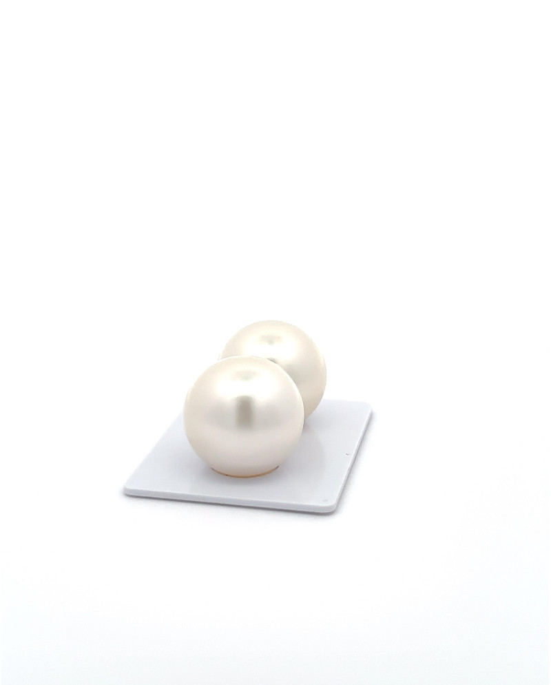15mm+ gem  grade South Sea Pearl, Australia