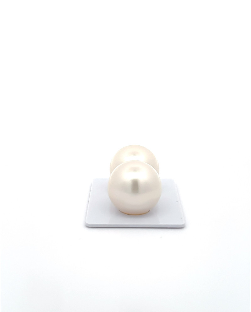 15mm+ gem  grade South Sea Pearl, Australia