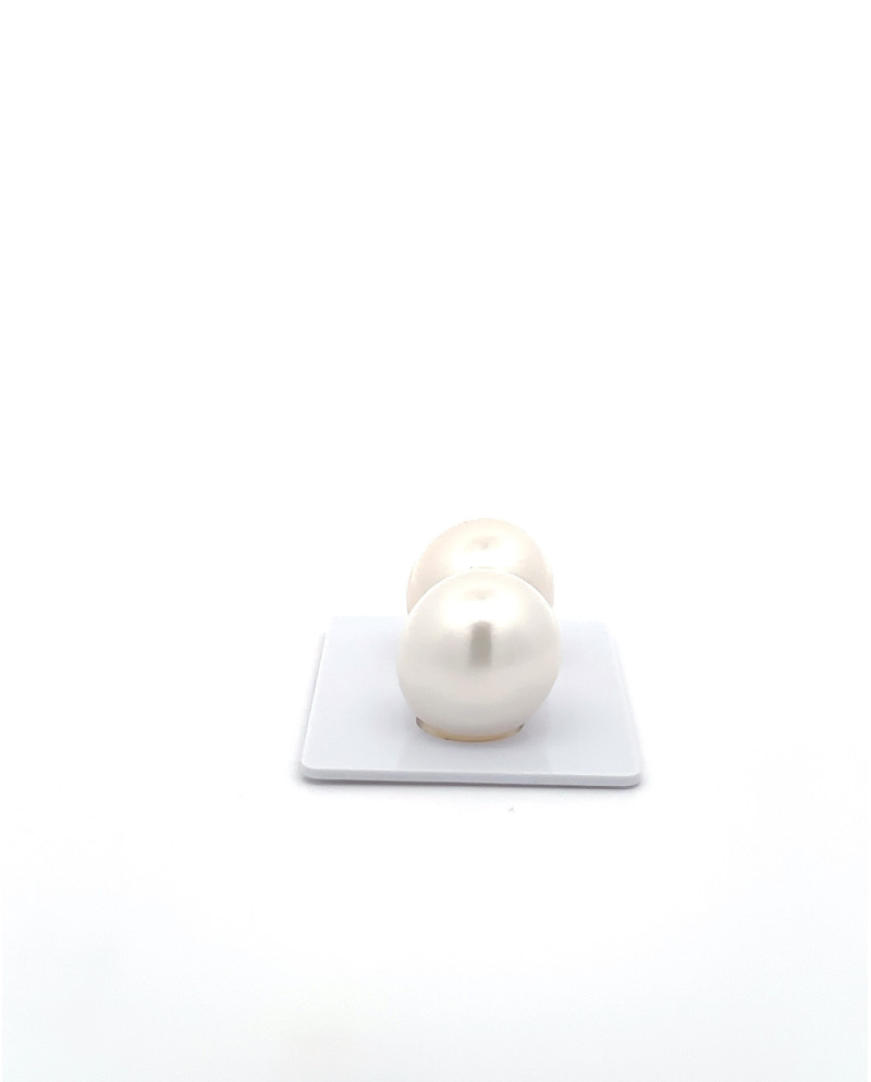 12mm+ gem  grade South Sea Pearl, Australia