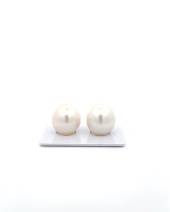 12mm+ gem  grade South Sea Pearl, Australia
