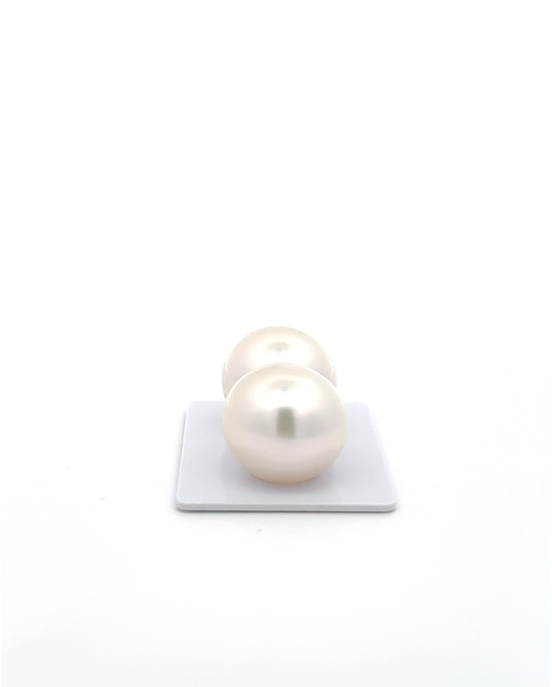 15mm+ gem  grade South Sea Pearl, Australia