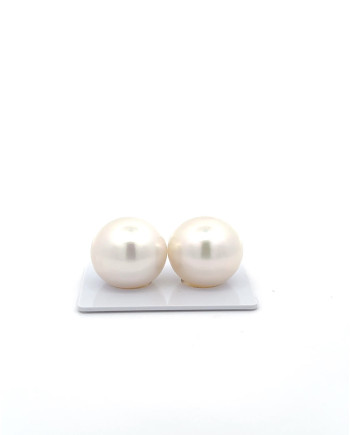 15mm+ gem  grade South Sea Pearl, Australia