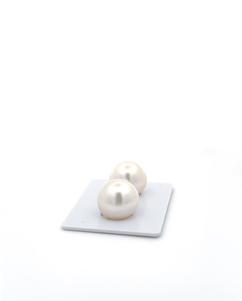 12mm+ fine  grade South Sea Pearl, Australia