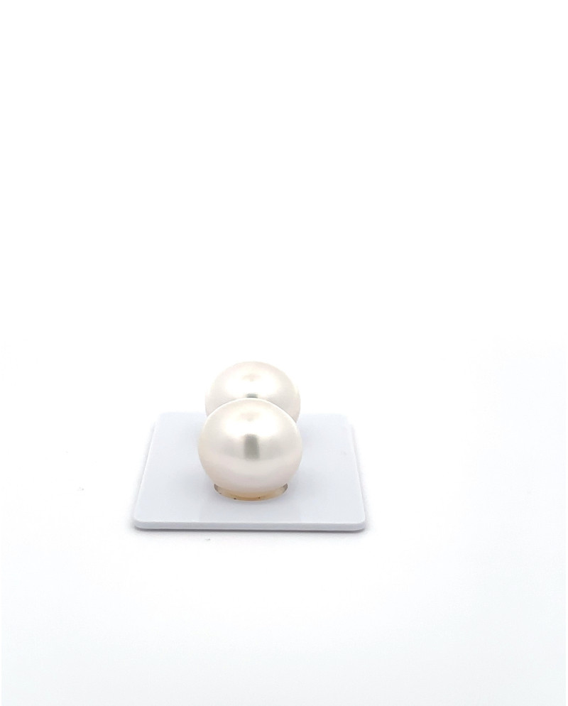 12mm+ fine  grade South Sea Pearl, Australia