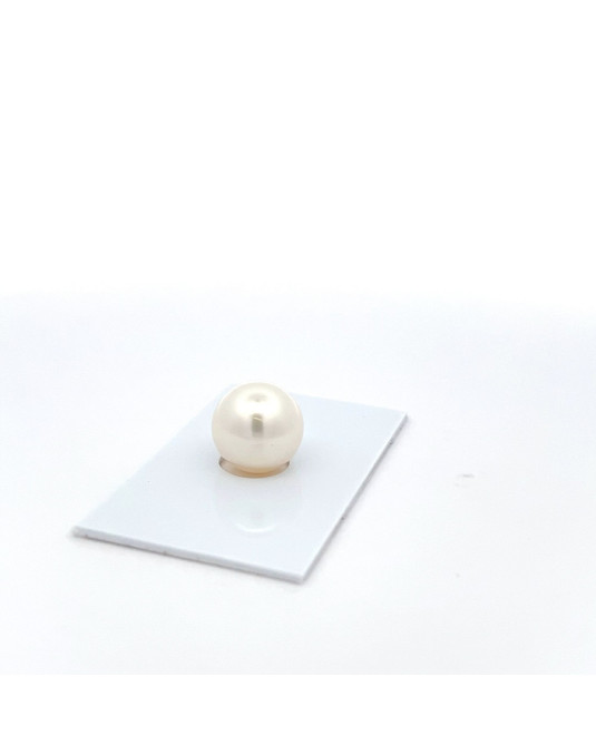 13mm South Sea pearl , origin Australia , fine  grade