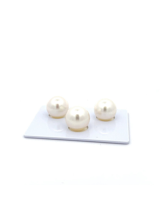 12mm+ fine  grade South Sea pearl, Australia