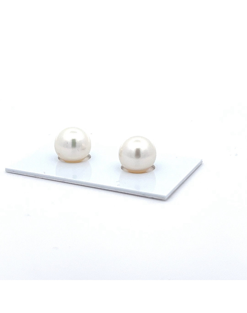 9mm+ fine  grade South Sea pearl, Indonesia