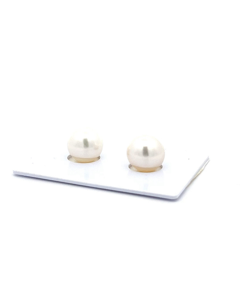 9mm+ fine  grade South Sea pearl, Indonesia