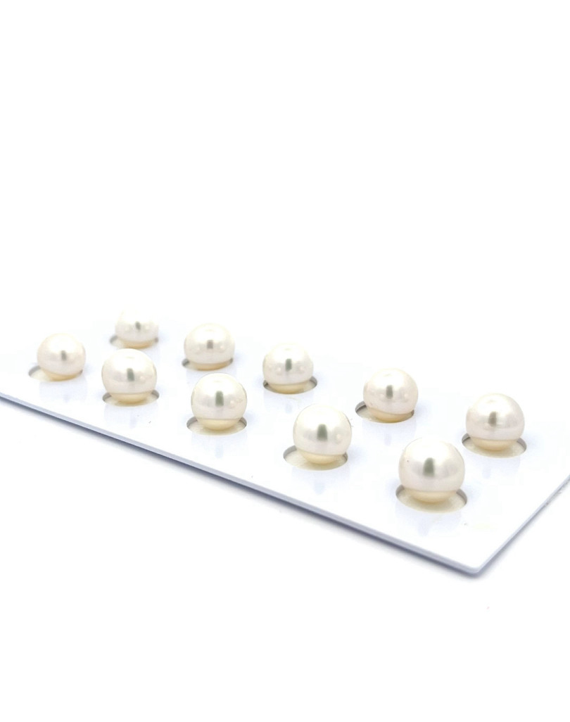 9-10mm South Sea pearl , origin Indonesia , fine  grade