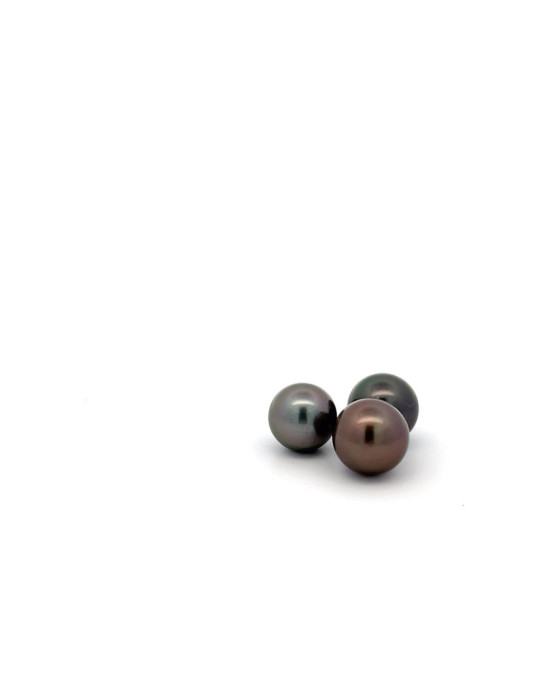9mm+ fine  grade Tahitian Black pearl, French Polynesia  