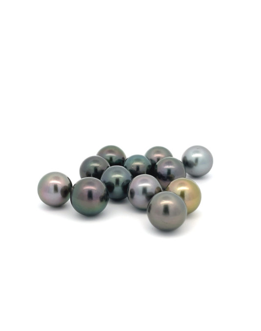 9mm+ jewel  grade Tahitian Black pearl, French Polynesia  