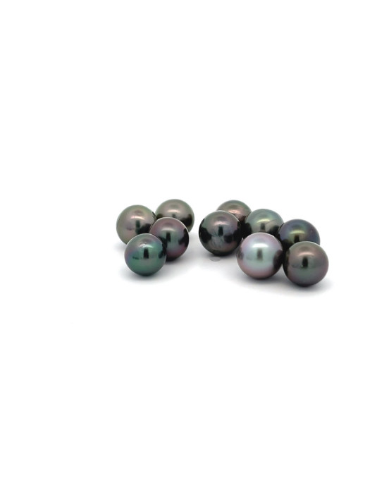 9mm+ jewel  grade Tahitian Black pearl, French Polynesia  