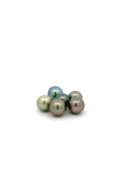 9mm+ fine  grade Tahitian Black pearl, French Polynesia  