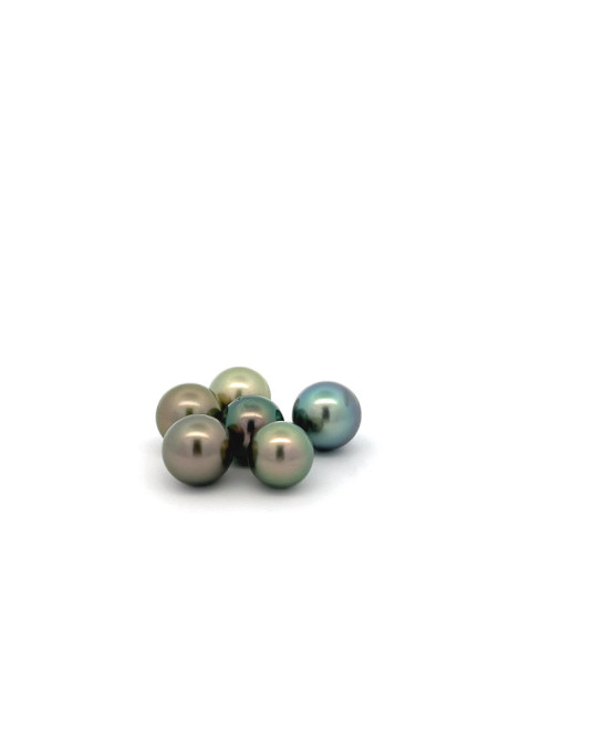 9mm+ fine  grade Tahitian Black pearl, French Polynesia  