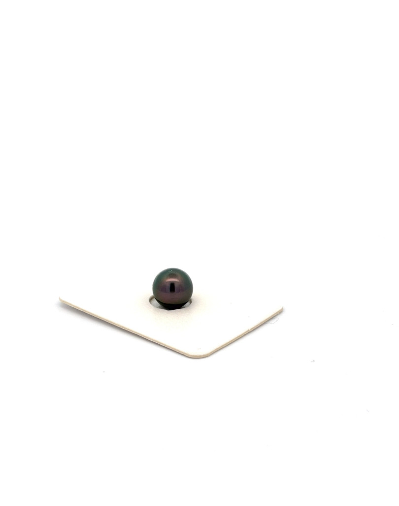 8.56mm Tahitian Black pearl , origin French Polynesia   , jewel  grade