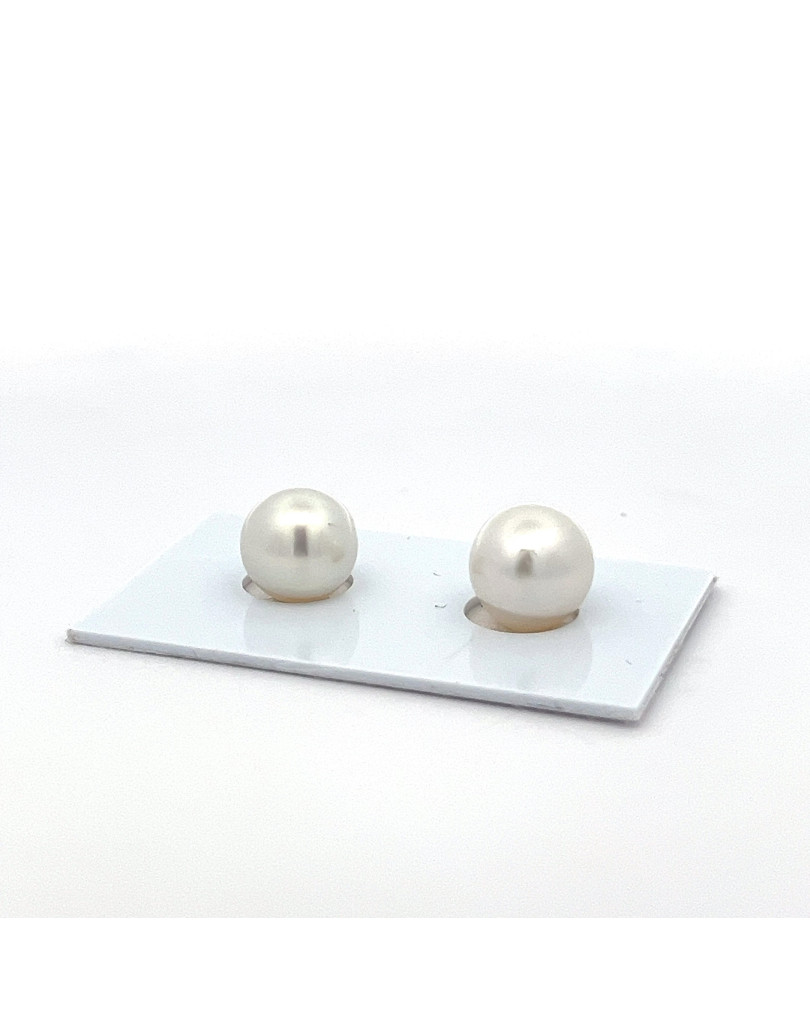 10.42/10.87mm South Sea pearl , origin Indonesia , fine  grade