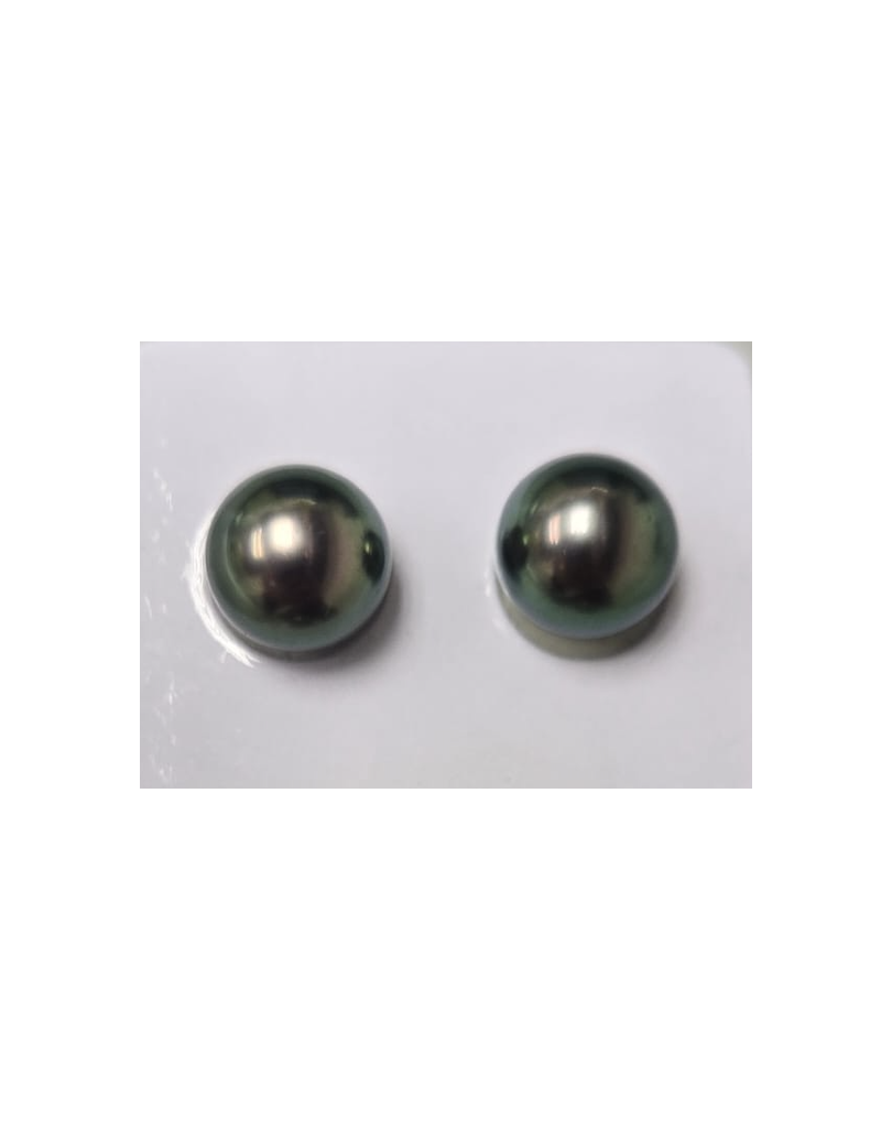 10.76/10.62mm Tahitian Black pearl , origin French Polynesia   , fine  grade