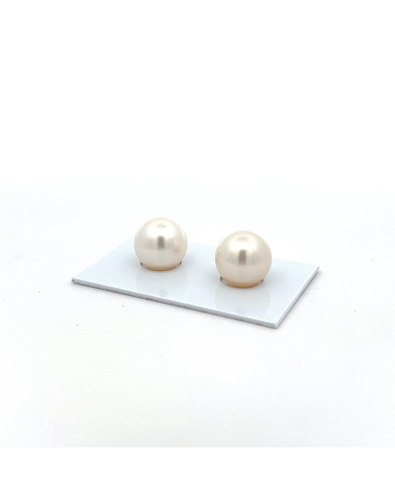 12mm+ gem  grade South Sea pearl, Australia