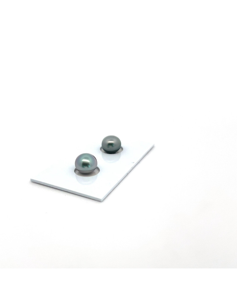 8.5/8.63mm Tahitian Black pearl , origin French Polynesia   , gem  grade