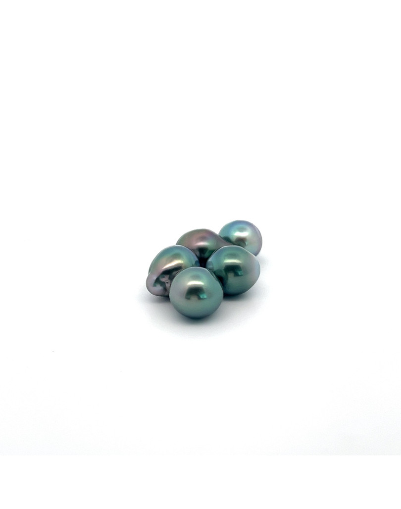9mm+ fine  grade Tahitian Black pearl, French Polynesia  