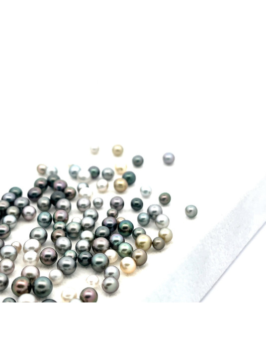3mm+ gem  grade Tahitian Black pearl, French Polynesia  