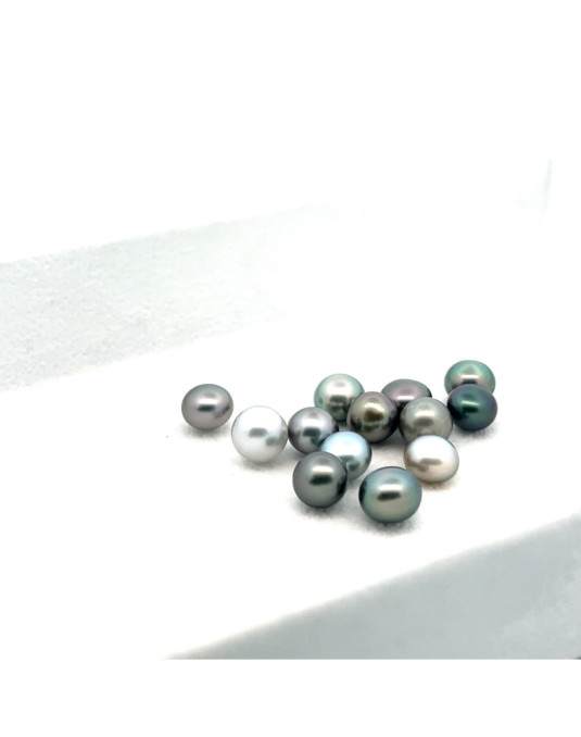 6mm+ gem  grade Tahitian Black pearl, French Polynesia  