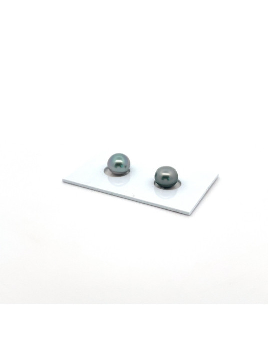 6mm+ gem  grade Tahitian Black pearl, French Polynesia  