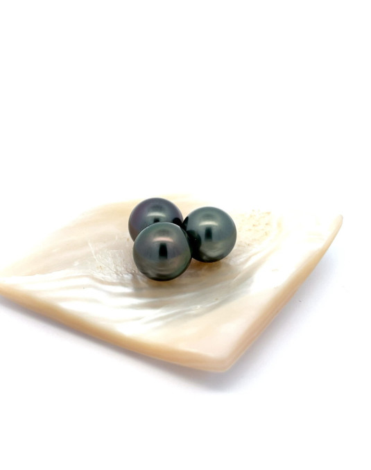 14mm Tahitian Black pearl , origin French Polynesia   , gem  grade