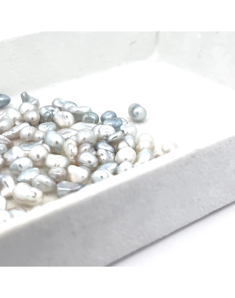 5-5.99mm South Sea pearl , origin Australia , fine  grade