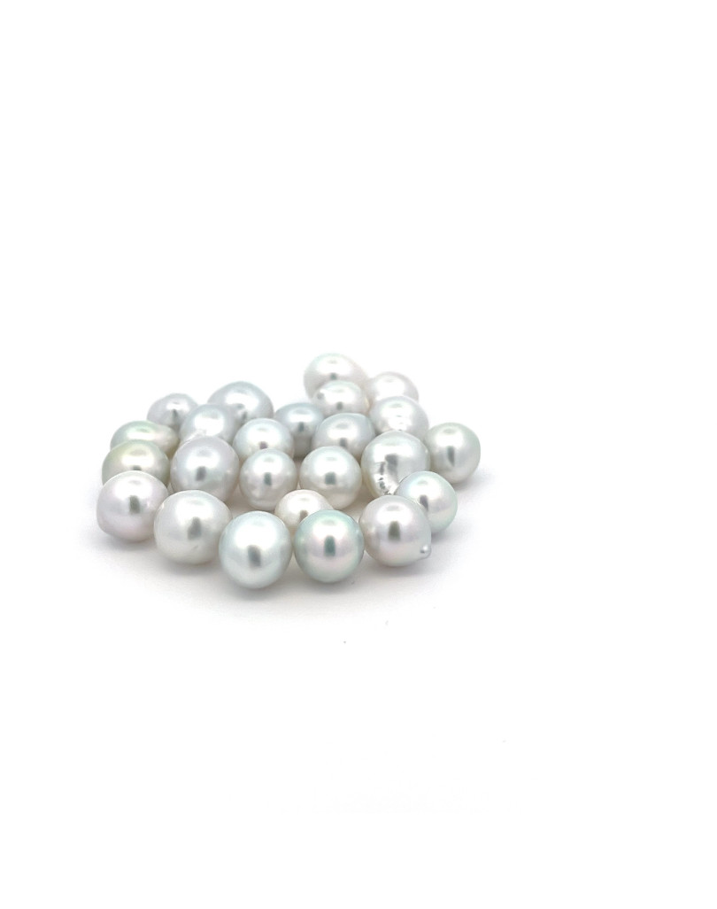 8-9mm South Sea pearl , origin Indonesia , fine  grade