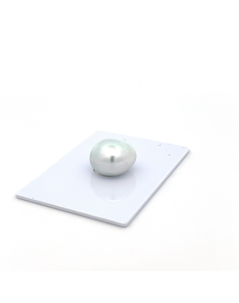 11.31*14.09*14.59mm South Sea pearl , origin Indonesia , fine  grade