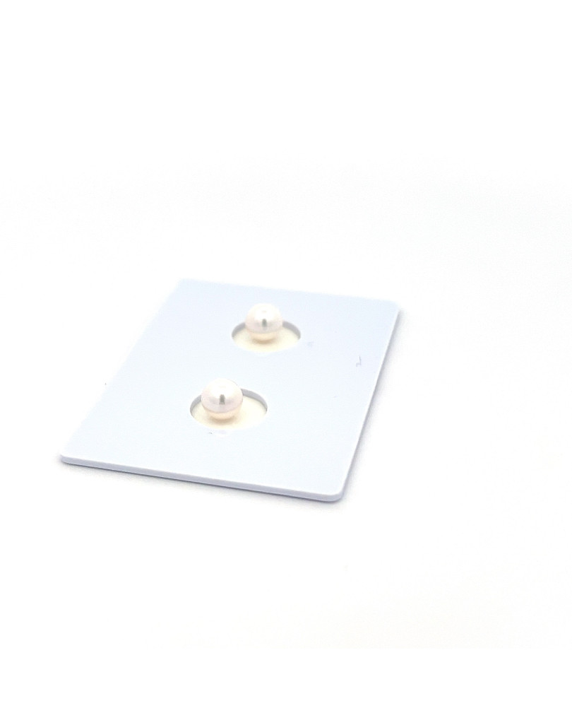 3mm+ fine  grade Akoya pearl, Japan