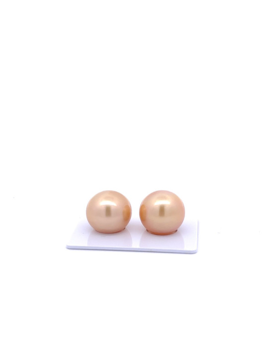 12mm+ fine  grade South Sea pearl, Indonesia