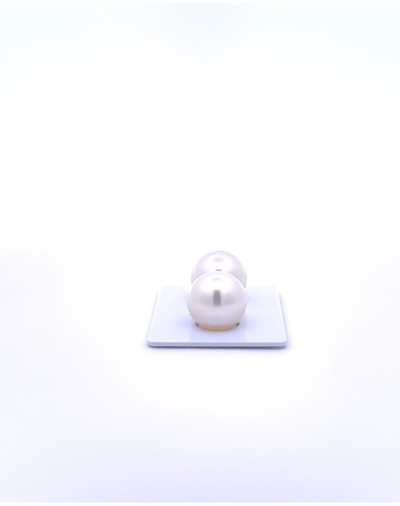 12mm+ fine  grade South Sea pearl, Australia