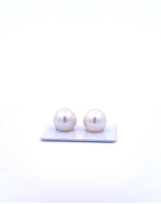 13.52/13.46mm South Sea pearl , origin Indonesia , fine  grade