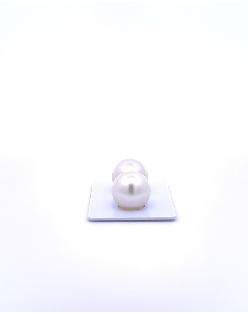 13.93/13.83mm South Sea pearl , origin Indonesia , fine  grade