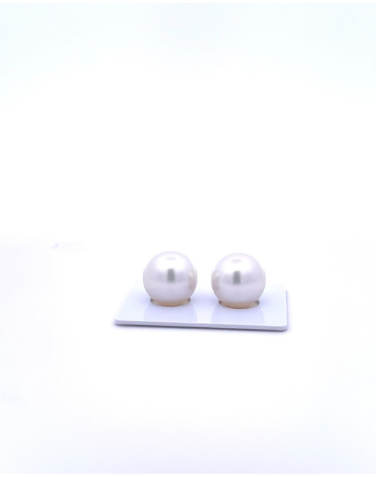 13.56/13.42mm South Sea pearl , origin Indonesia , fine  grade