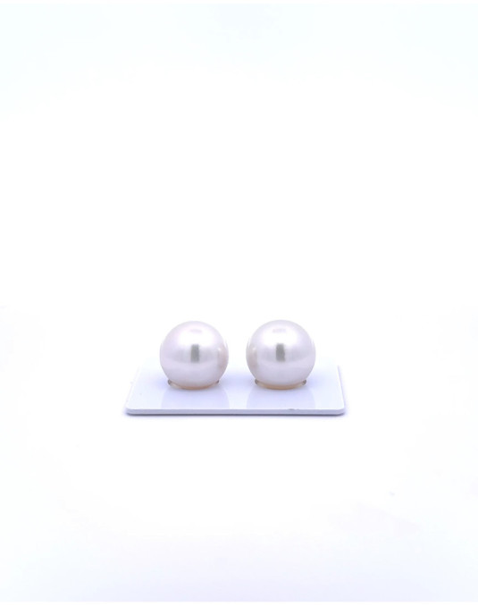 13.56/13.42mm South Sea pearl , origin Indonesia , fine  grade