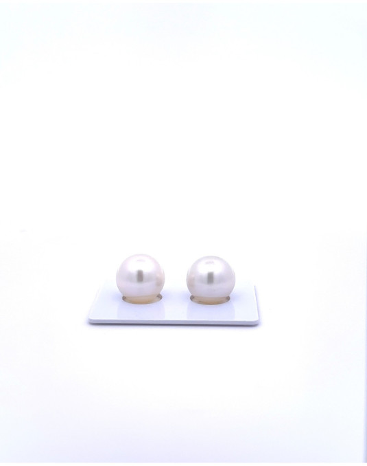 12mm+ jewel  grade South Sea pearl, Australia