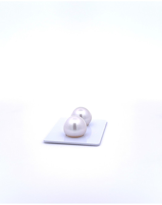 12.82/12.67mm South Sea pearl , origin Australia , fine  grade